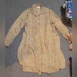 Women's high low cheetah print shirt